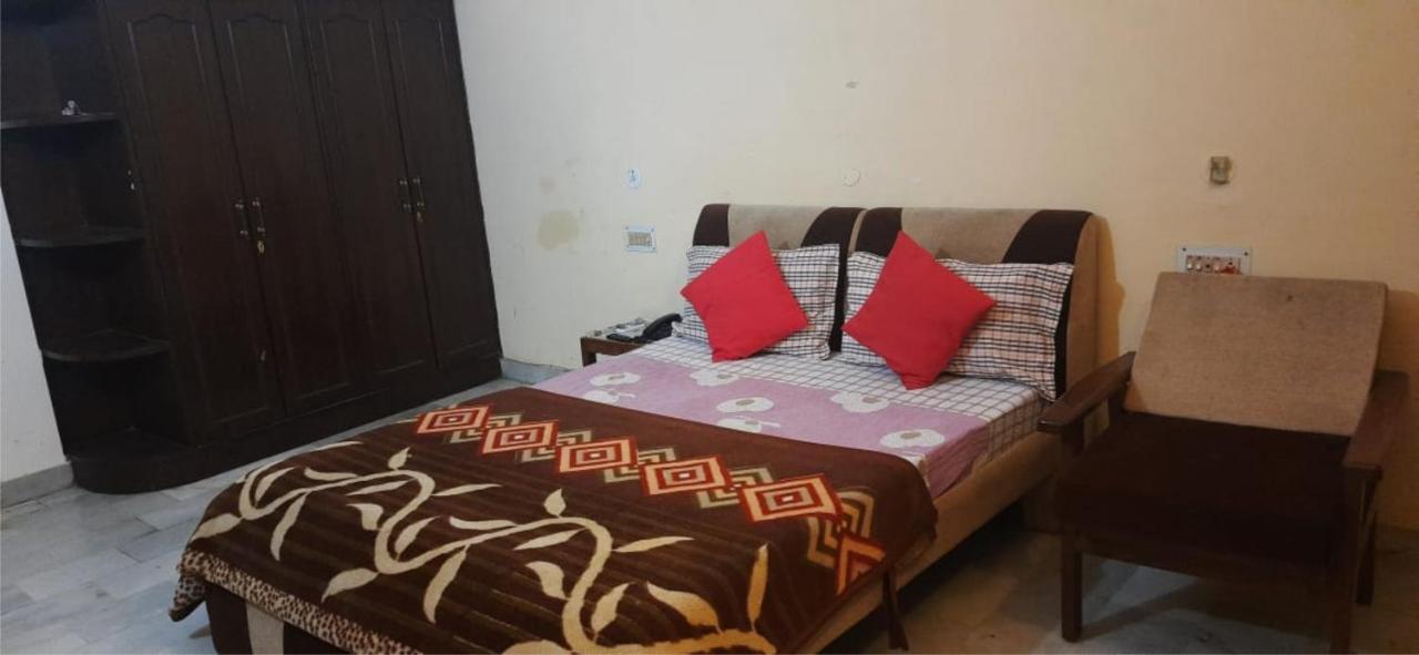 Anh Hotel Lucknow Zewnętrze zdjęcie